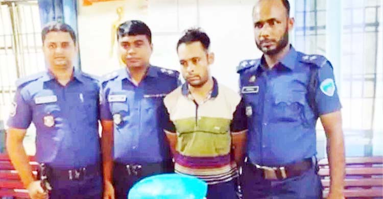 নাঙ্গলকোটে গাঁজাসহ রোহিঙ্গা আটক নাঙ্গলকোটে গাঁজাসহ রোহিঙ্গা আটক