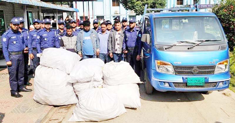 কুমিল্লায় আন্ত:জেলা চোর চক্রের ৪ সদস্য গ্রেফতার