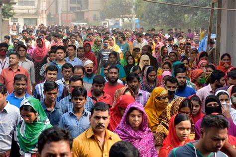 দেশের জনসংখ্যা ১৭ কোটি  ১৫ লাখ ৯০ হাজার