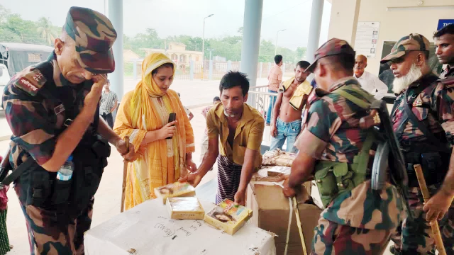 ব্রাহ্মণপাড়ায় ৩৩ লাখ টাকার ভারতীয় চোরাই বাজি জব্দ