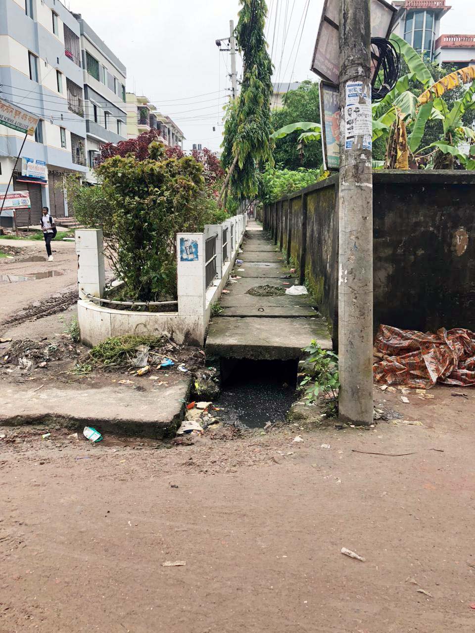 লাকসাম হাঊজিং এস্টেট এলাকার ড্রেনেজ ব্যবস্থার খন্ডচিত্র!