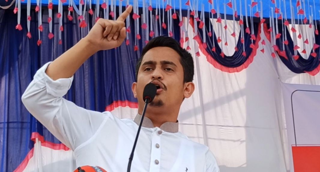 ফ্যাসিস্ট খুনি হাসিনা সরকারের একটা অবলম্বন আছে— গুজব ফ্যাসিস্ট খুনি হাসিনা সরকারের একটা অবলম্বন আছে— গুজব