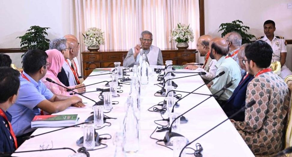 প্রাথমিক স্বাস্থ্যসেবাকে সাংবিধানিক অধিকার করার সুপারিশ