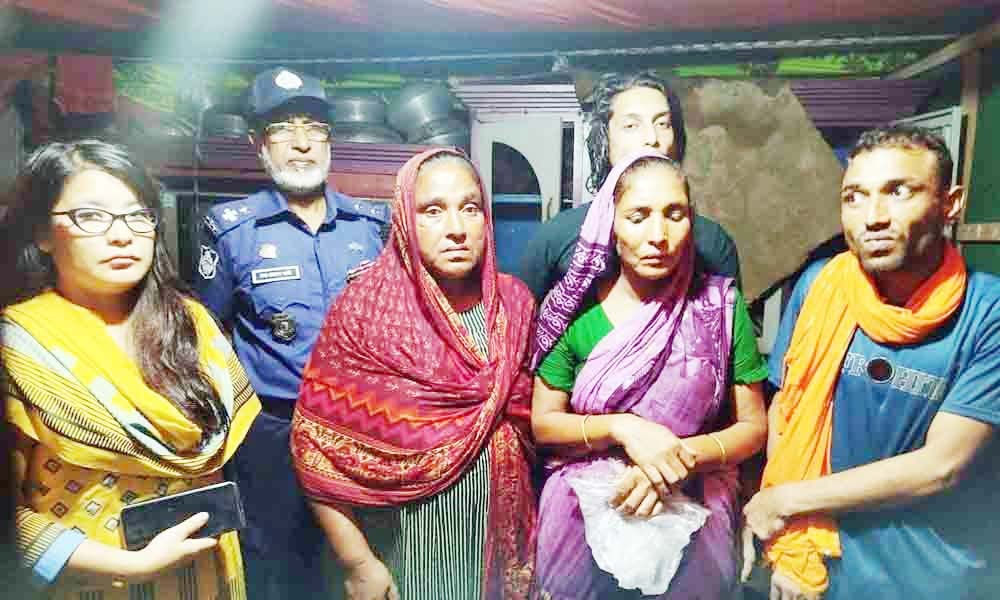 লালমাইয়ে মাদক কারবারী মা-ছেলেসহ ৪ জনের কারাদন্ড লালমাইয়ে মাদক কারবারী মা-ছেলেসহ ৪ জনের কারাদন্ড