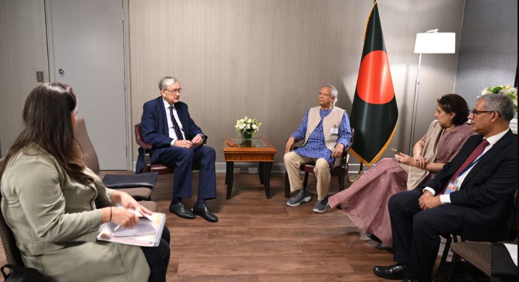 ক্লাব দে মাদ্রিদের আমন্ত্রণ পেলেন প্রধান উপদেষ্টা অধ্যাপক মুহাম্মদ ইউনুস