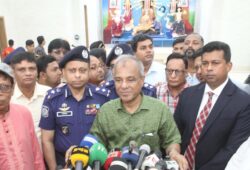 দেশে দুর্গাপূজাকে কেন্দ্র করে কোথাও  নিরাপত্তার ঝুঁকি নেই: স্বরাষ্ট্র উপদেষ্টা