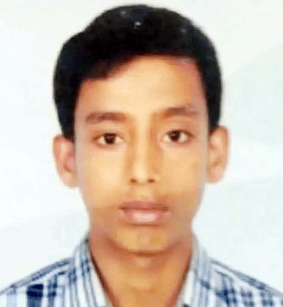 লাকসামের গাজীমুড়ায় পরিত্যক্ত আইসক্রিম কারখানা থেকে যুবকের মরদেহ উদ্ধার লাকসামের গাজীমুড়ায় পরিত্যক্ত আইসক্রিম কারখানা থেকে যুবকের মরদেহ উদ্ধার