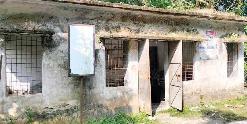 লালমাই উপজেলার ২১টি কমিউনিটি ক্লিনিকের অধিকাংশ ভবনই ঝুঁকিপুর্ন লালমাই উপজেলার ২১টি কমিউনিটি ক্লিনিকের অধিকাংশ ভবনই ঝুঁকিপুর্ন