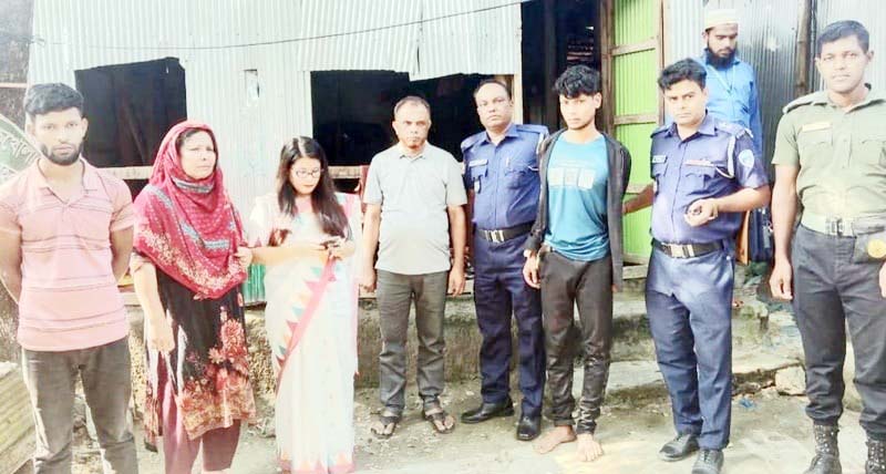 লালমাইয়ে সরকারি জায়গায় ভবন নির্মানের অভিযোগে মোবাইল কোর্টে জরিমানা আদায় লালমাইয়ে সরকারি জায়গায় ভবন নির্মানের অভিযোগে মোবাইল কোর্টে জরিমানা আদায়