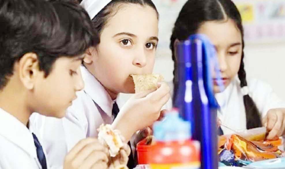 সরকারি প্রাথমিক বিদ্যালয়ের ৩১  লাখ শিক্ষার্থী পাবে স্কুল ফিডিং