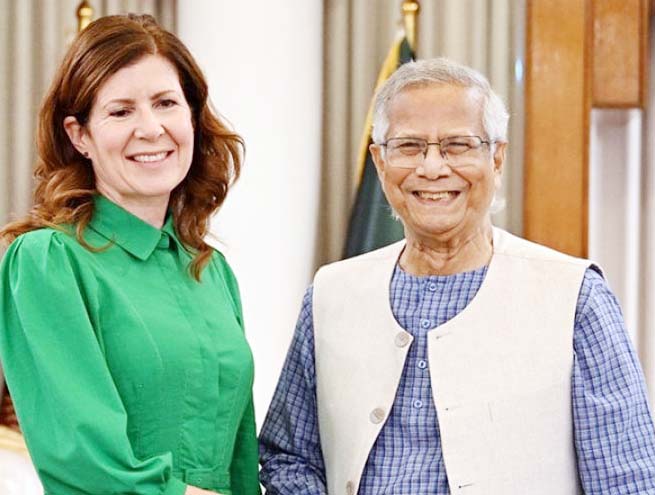 আওয়ামী লীগ নির্বাচনে অংশ নিতে পারবে নাঃ যুক্তরাজ্যের মন্ত্রীকে প্রধান উপদেষ্টা আওয়ামী লীগ নির্বাচনে অংশ নিতে পারবে নাঃ যুক্তরাজ্যের মন্ত্রীকে প্রধান উপদেষ্টা