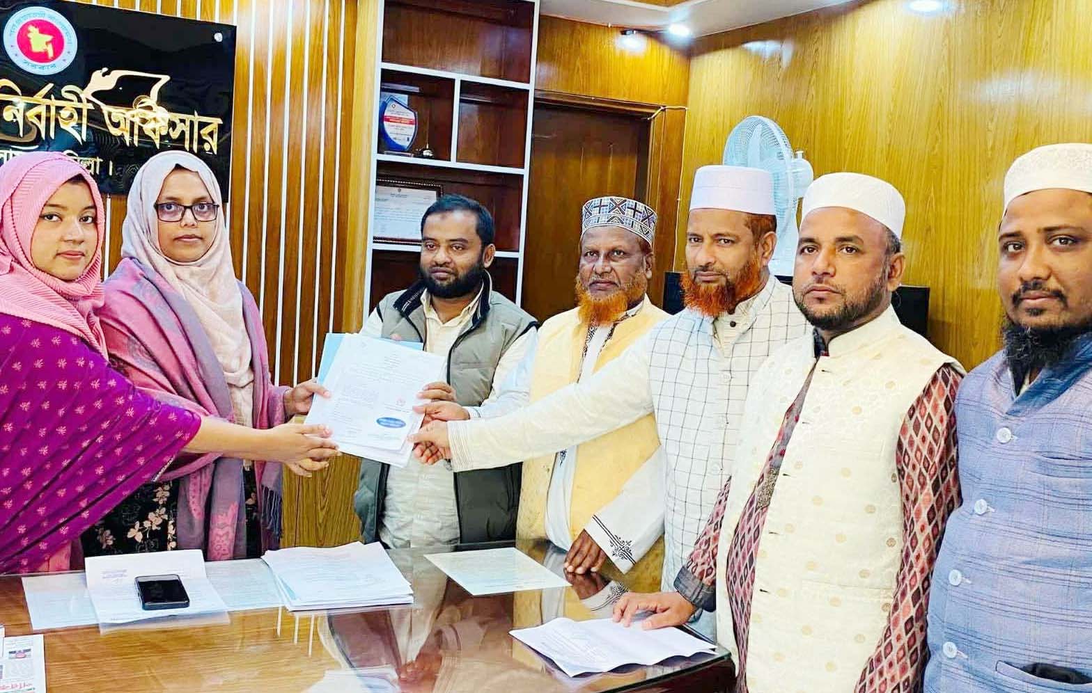 কুমিল্লা-৯ আসনে জামায়াতের প্রার্থী ড. সরওয়ার ছিদ্দিকীর মনোনয়নপত্র সংগ্রহ