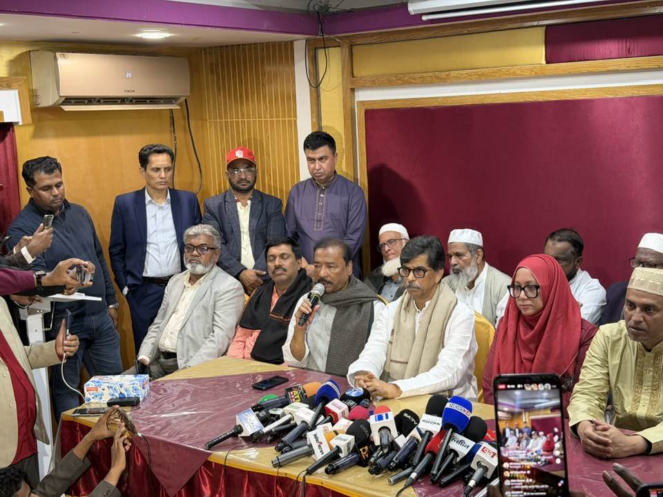 কুমিল্লা-৯ আসনে বিএনপির প্রার্থীকে সমর্থন দিয়ে সরে দাঁড়ালেন ‘বিদ্রোহী’ প্রার্থী